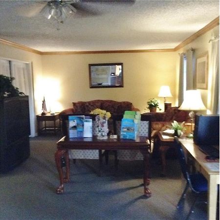 Country Inn & Suite Leesville Екстериор снимка